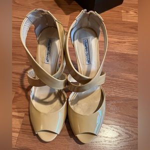 Charles David Heels Size 10